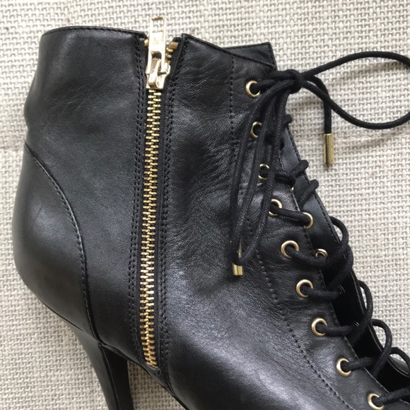 💥💥💥Black Leather Zip and Tie Booties💥💥💥 - Picture 3 of 8